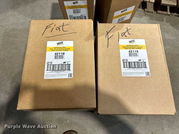 image for item OK9002 1977 Fiat-Allis 645B  wheel loader