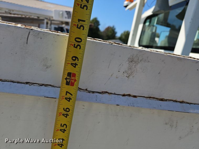 image for item OK9790 2006 International 4300  bucket truck