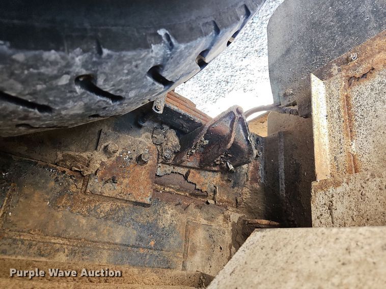 image for item OK9790 2006 International 4300  bucket truck