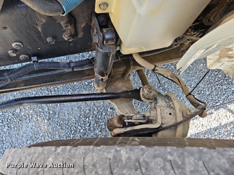 image for item OK9790 2006 International 4300  bucket truck