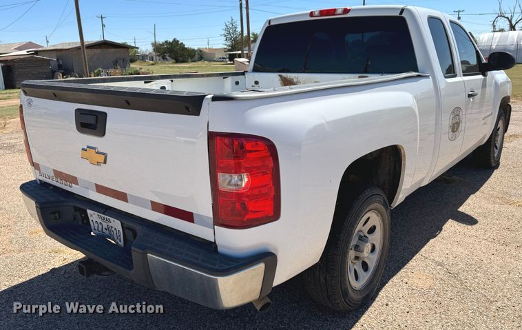 image for item DK2552 2007 Chevrolet Silverado 1500  Ext. Cab pickup truck