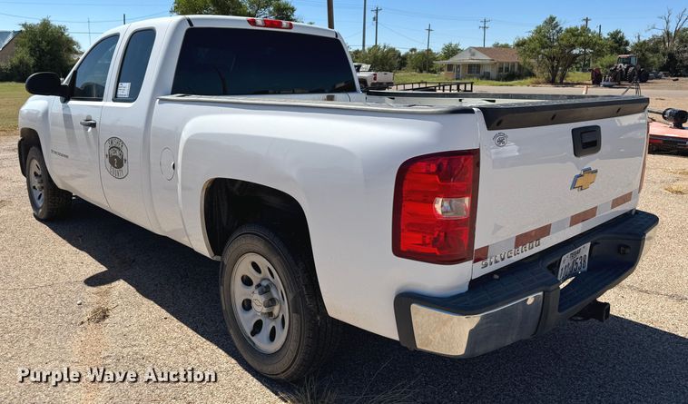 image for item DK2552 2007 Chevrolet Silverado 1500  Ext. Cab pickup truck