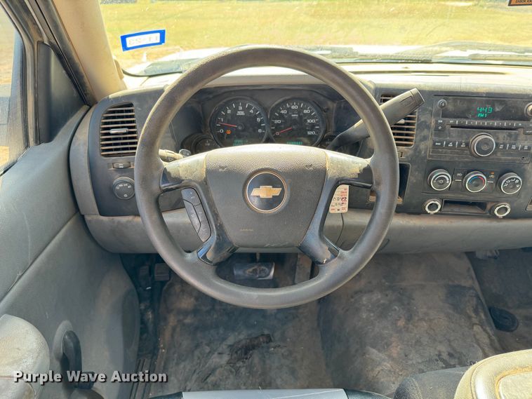 image for item DK2552 2007 Chevrolet Silverado 1500  Ext. Cab pickup truck