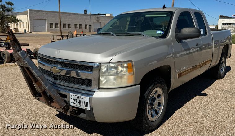 image for item DK2554 2009 Chevrolet Silverado 1500  Ext. Cab pickup truck