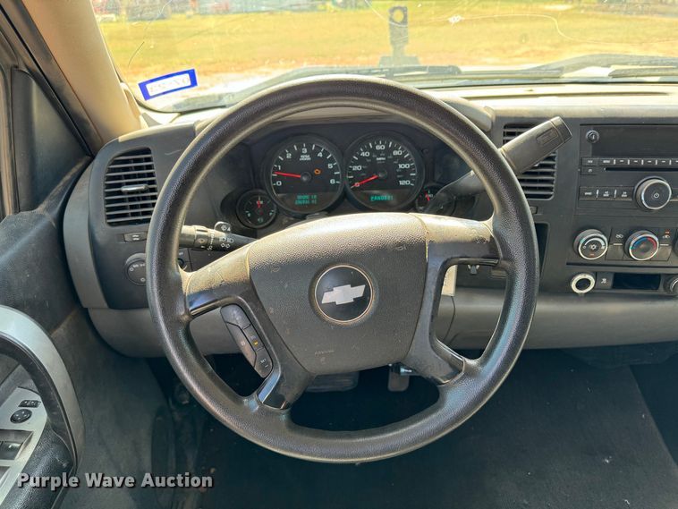 image for item DK2554 2009 Chevrolet Silverado 1500  Ext. Cab pickup truck