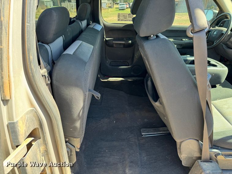 image for item DK2554 2009 Chevrolet Silverado 1500  Ext. Cab pickup truck