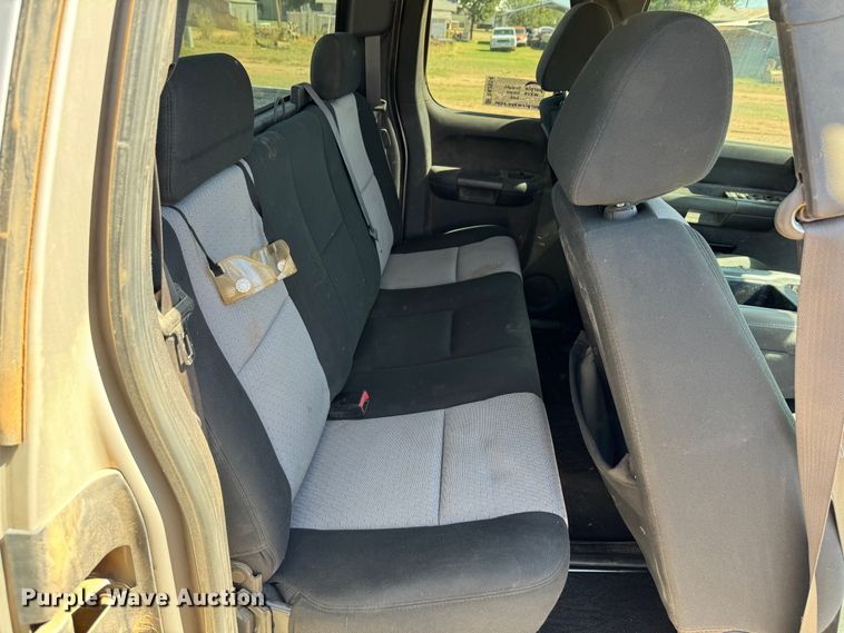 image for item DK2554 2009 Chevrolet Silverado 1500  Ext. Cab pickup truck