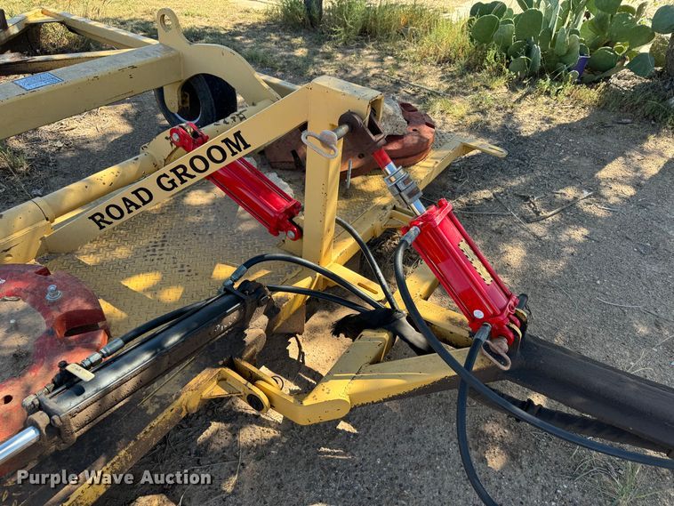 image for item DK2555 Road Groom MFG RG11.0W  moldboard