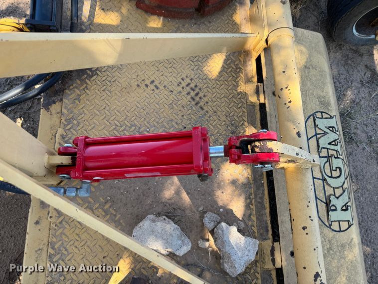 image for item DK2555 Road Groom MFG RG11.0W  moldboard