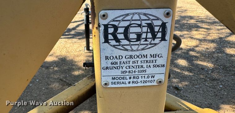 image for item DK2555 Road Groom MFG RG11.0W  moldboard