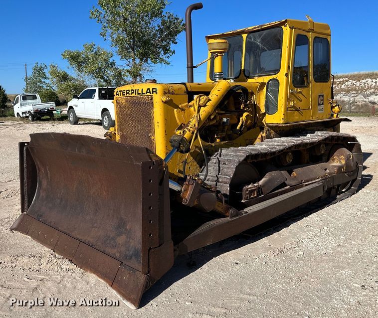 image for item DK2563 Caterpillar D6C  dozer