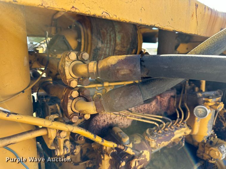 image for item DK2563 Caterpillar D6C  dozer