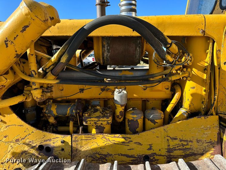 image for item DK2563 Caterpillar D6C  dozer