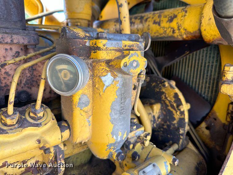 image for item DK2563 Caterpillar D6C  dozer