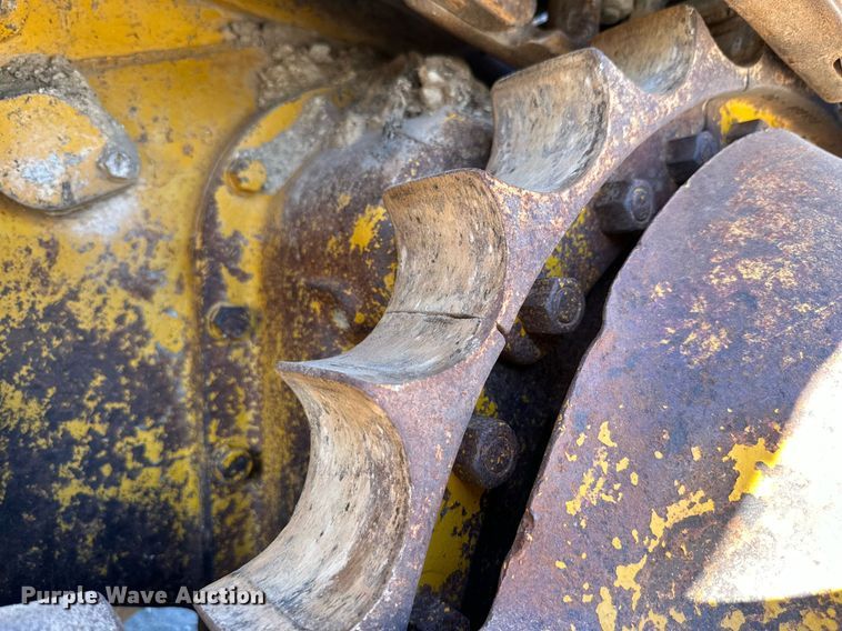 image for item DK2563 Caterpillar D6C  dozer