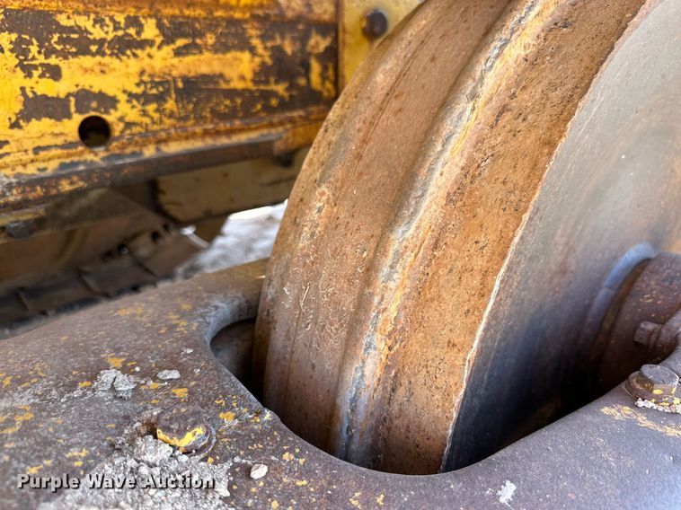 image for item DK2563 Caterpillar D6C  dozer