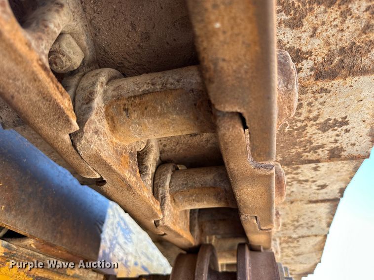 image for item DK2563 Caterpillar D6C  dozer