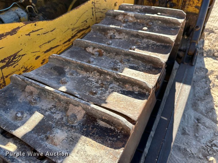 image for item DK2563 Caterpillar D6C  dozer