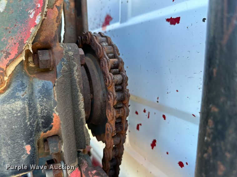 image for item DK2565 1980 Mack  winch truck