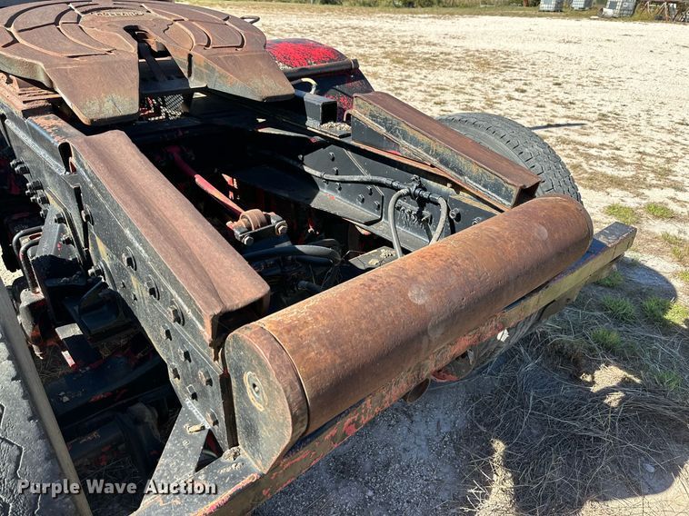 image for item DK2565 1980 Mack  winch truck