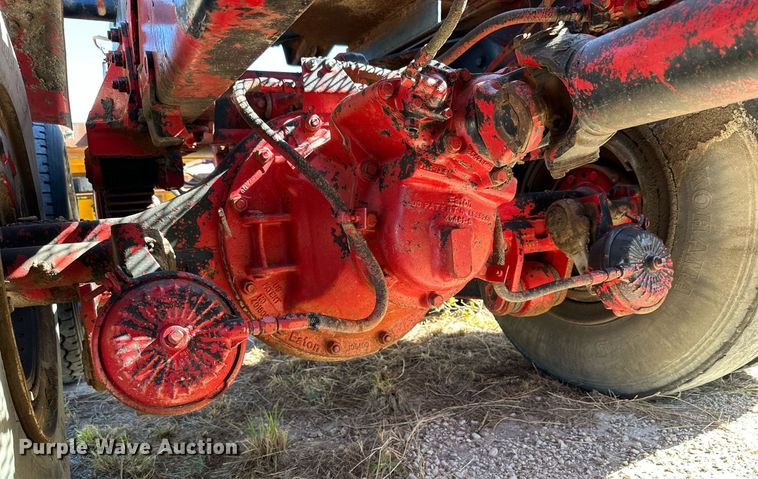 image for item DK2565 1980 Mack  winch truck