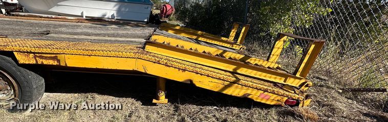 image for item DK2567 1985 Hillsboro  equipment trailer