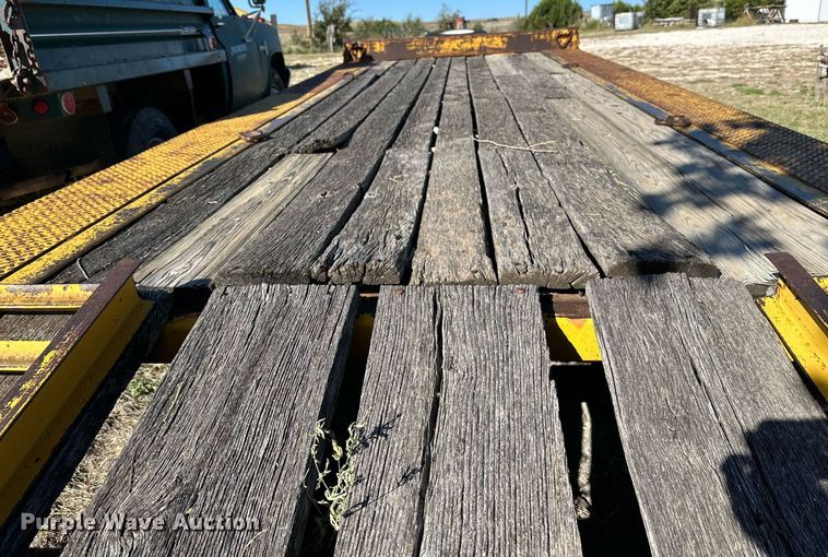 image for item DK2567 1985 Hillsboro  equipment trailer