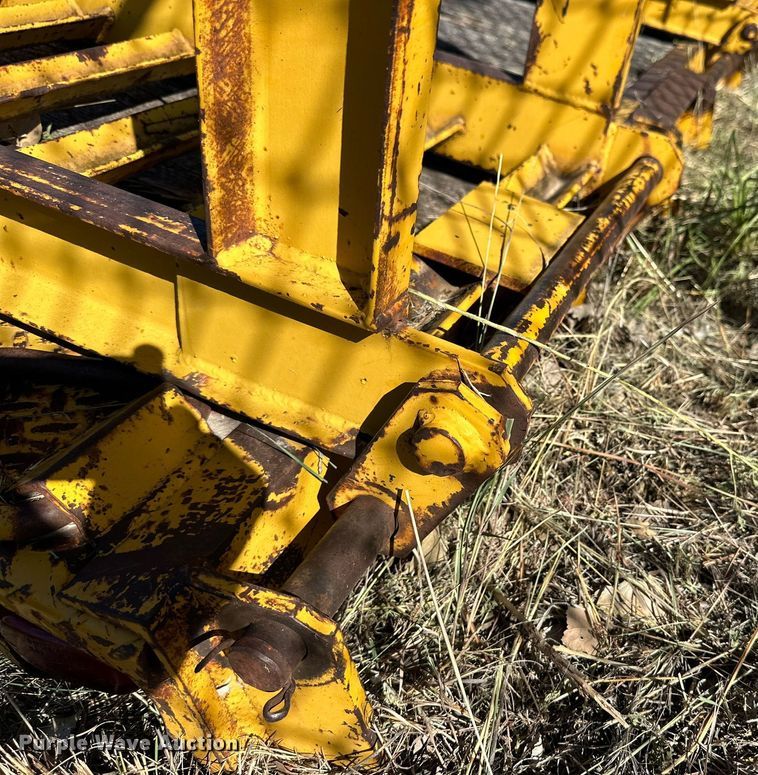 image for item DK2567 1985 Hillsboro  equipment trailer