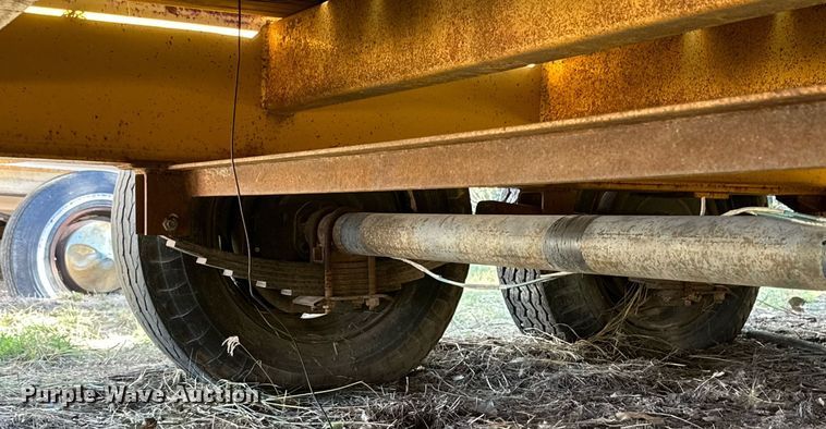 image for item DK2567 1985 Hillsboro  equipment trailer
