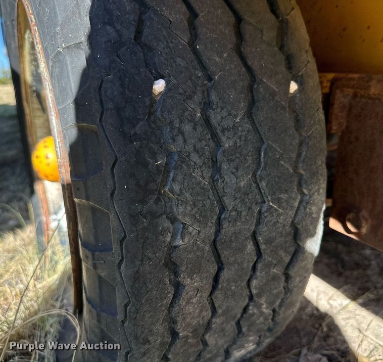 image for item DK2567 1985 Hillsboro  equipment trailer