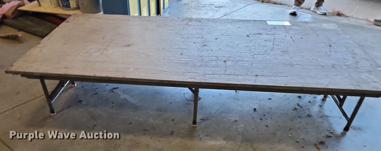 image for item DN7003 (10) Midwest stage risers