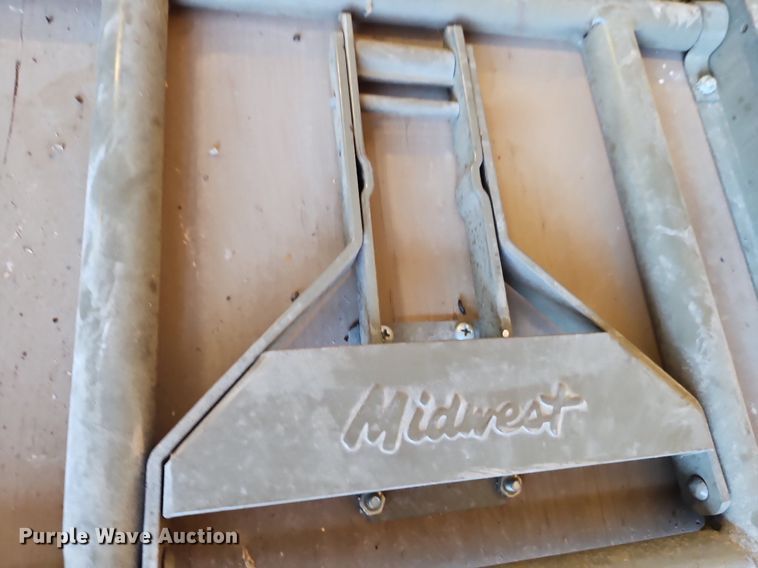 image for item DN7003 (10) Midwest stage risers