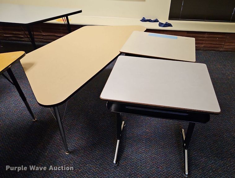 image for item DN7004 Furniture