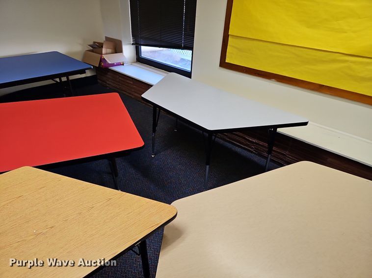 image for item DN7004 Furniture