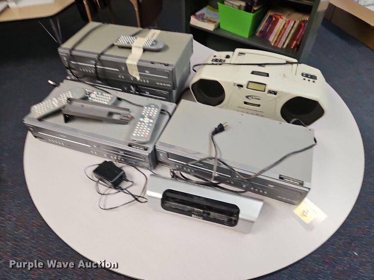 image for item DN7008 Furniture