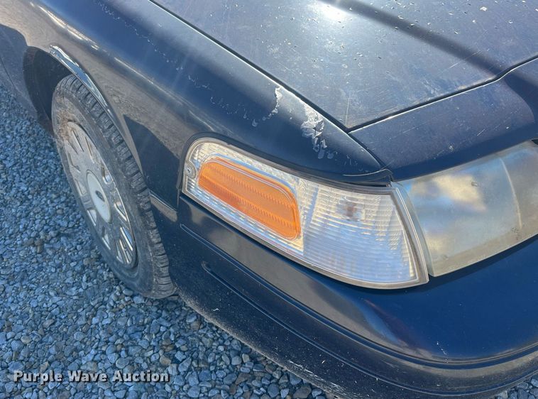 image for item DP2109 2003 Ford Crown Victoria  Police Interceptor