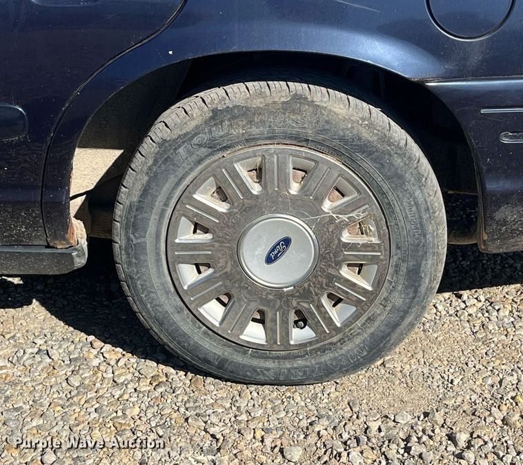 image for item DP2109 2003 Ford Crown Victoria  Police Interceptor