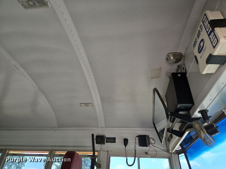 image for item DP2444 2000 Blue Bird TC2000  school bus