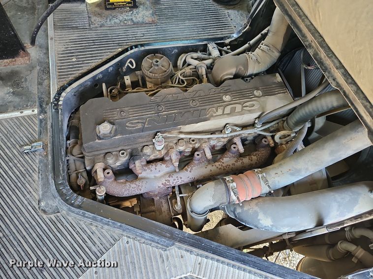 image for item DP2444 2000 Blue Bird TC2000  school bus