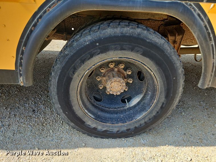 image for item DP2444 2000 Blue Bird TC2000  school bus