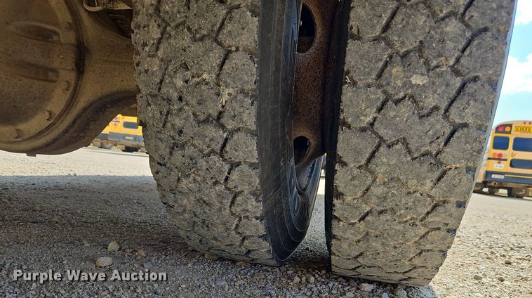 image for item DP2444 2000 Blue Bird TC2000  school bus