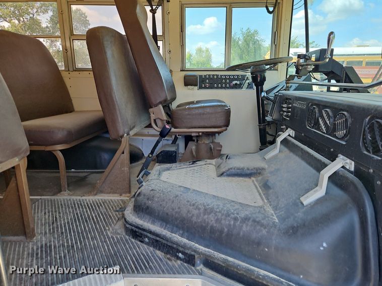 image for item DP2445 1993 Blue Bird TC2000  school bus