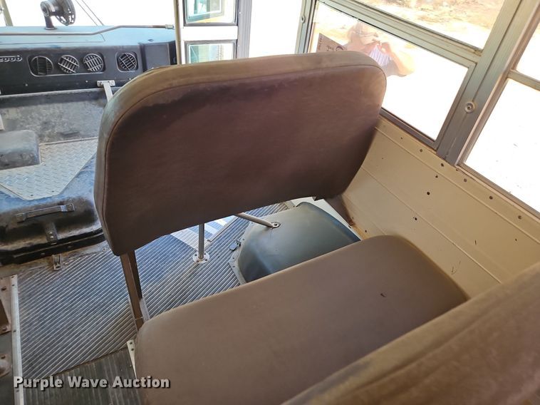 image for item DP2445 1993 Blue Bird TC2000  school bus