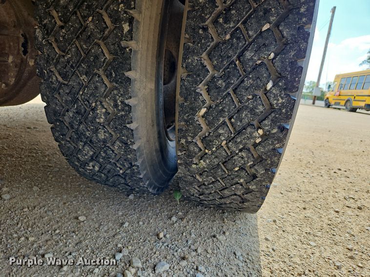 image for item DP2445 1993 Blue Bird TC2000  school bus