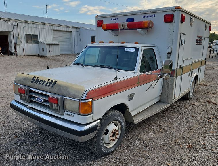 image for item DP2448 1991 Ford F350 XL  ambulance