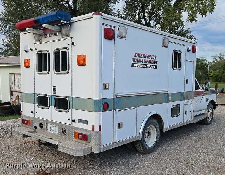 image for item DP2448 1991 Ford F350 XL  ambulance