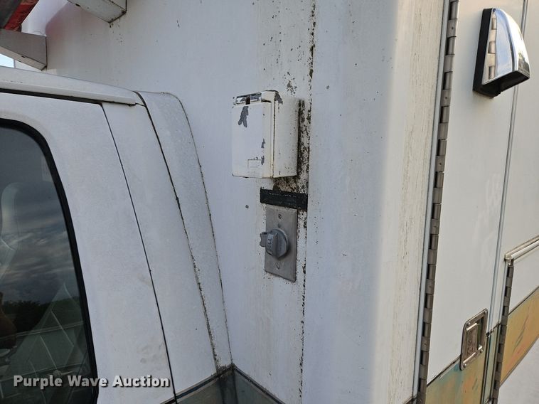 image for item DP2448 1991 Ford F350 XL  ambulance