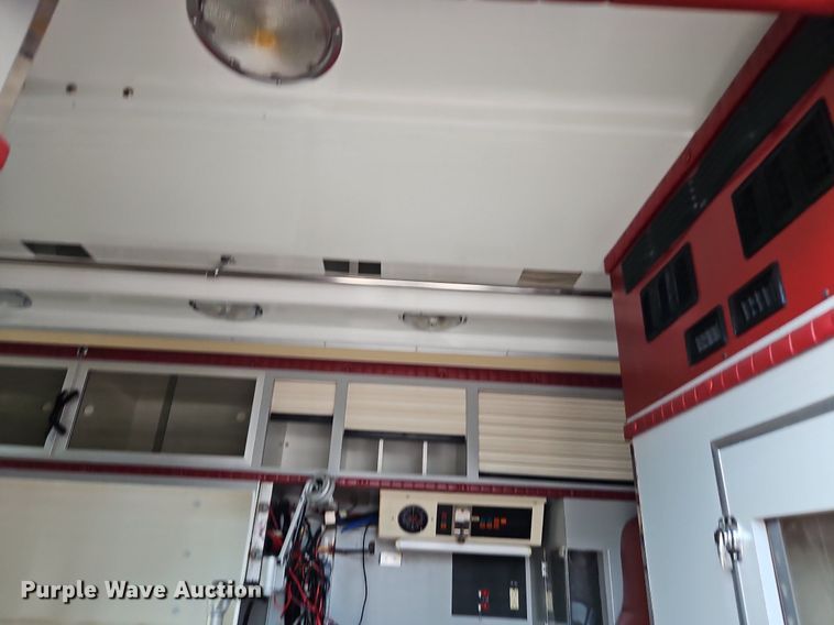 image for item DP2448 1991 Ford F350 XL  ambulance