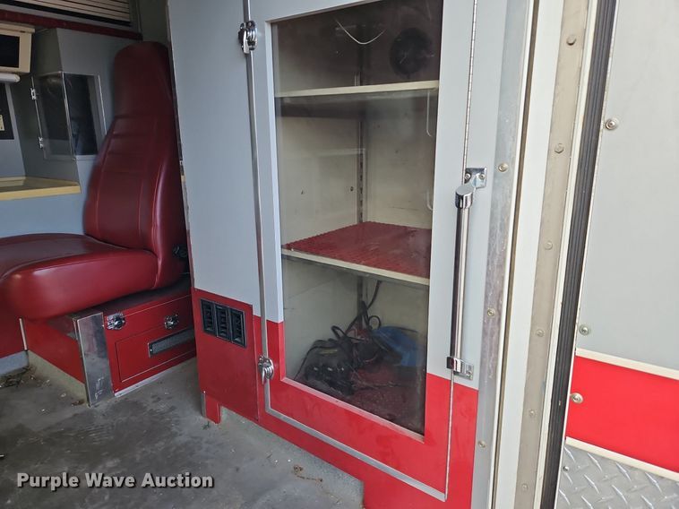 image for item DP2448 1991 Ford F350 XL  ambulance