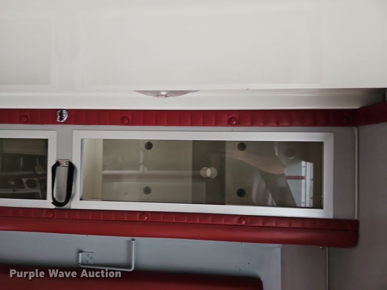 image for item DP2448 1991 Ford F350 XL  ambulance